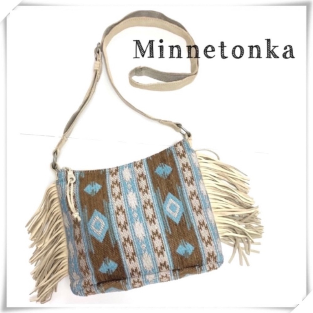 MINNETONKA Baja Western Jacquard Boho chic Suede Fringe Crossbody Bag Ivory Blue
